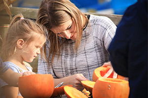 Pumpkin carving at Wheelgate Lil' Park of Horrors